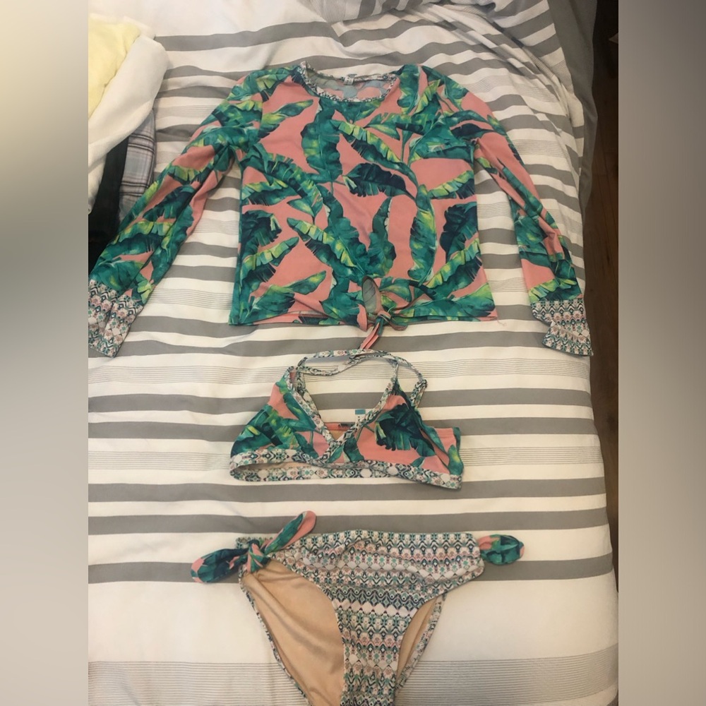 3-pc preppy palm Rashguard  set